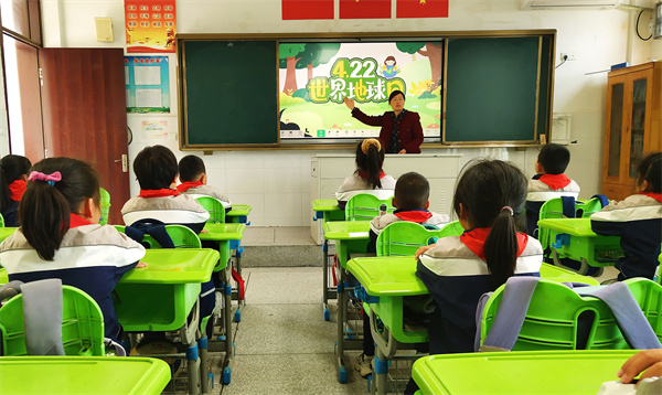 324fa35c6c8f4657b2eb83596c594193.jpg 324fa35c6c8f4657b2eb83596c594193.jpg