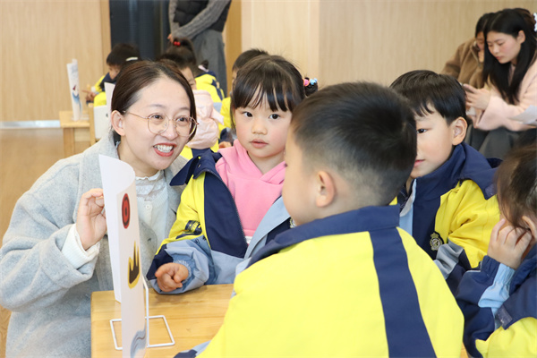 b513d17eeb8c4b3e937de96f52ea1531.jpg b513d17eeb8c4b3e937de96f52ea1531.jpg