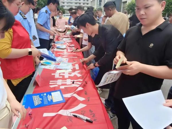 97eac1cb1189424a8c32ce162d791048.jpg 97eac1cb1189424a8c32ce162d791048.jpg