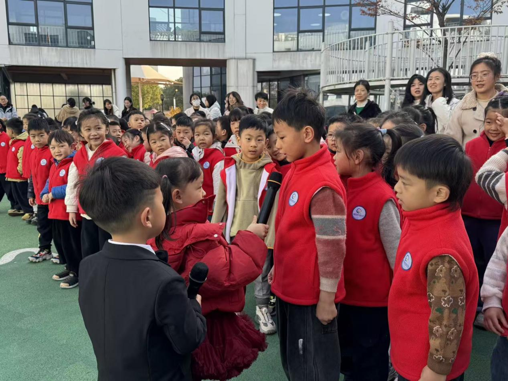 edef8b8949fb4a4fa909f21808442d54.png edef8b8949fb4a4fa909f21808442d54.png