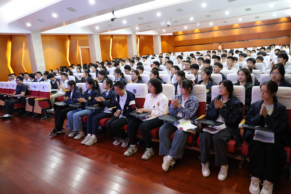 c3e953cfc2004eb78ceb2b02c61296ce.jpg